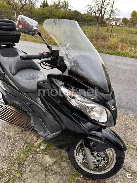 Suzuki Burgman 400 - Vista 3