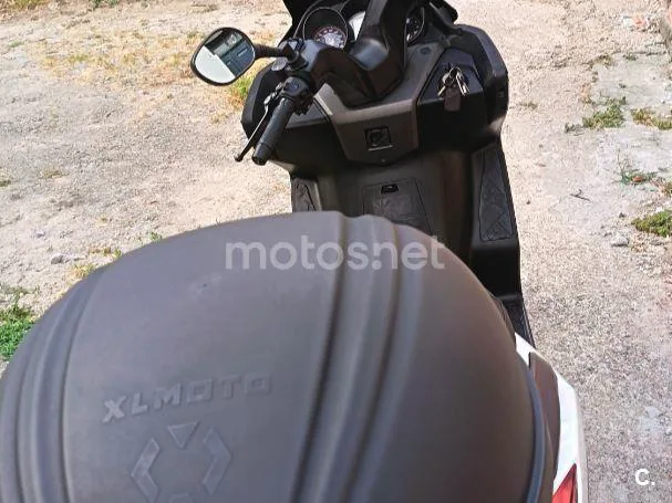 Kymco Super Dink 300 - Vista 3