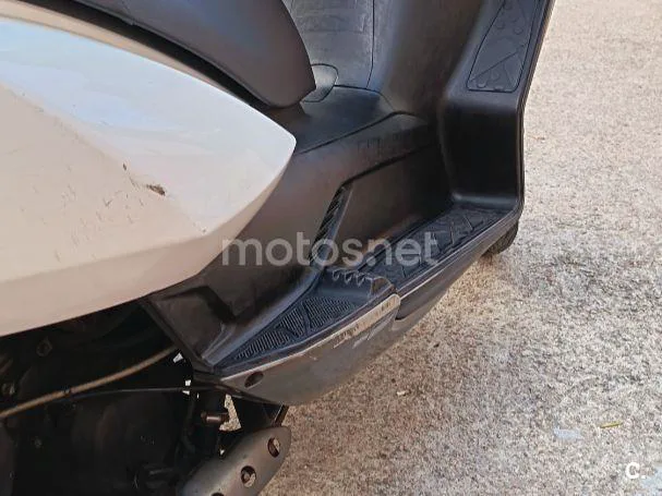 Kymco Super Dink 300 - Vista 7