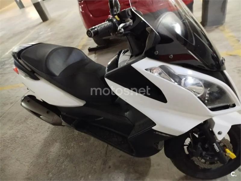 Kymco Super Dink 300 2200 € 2016 Valencia - 2