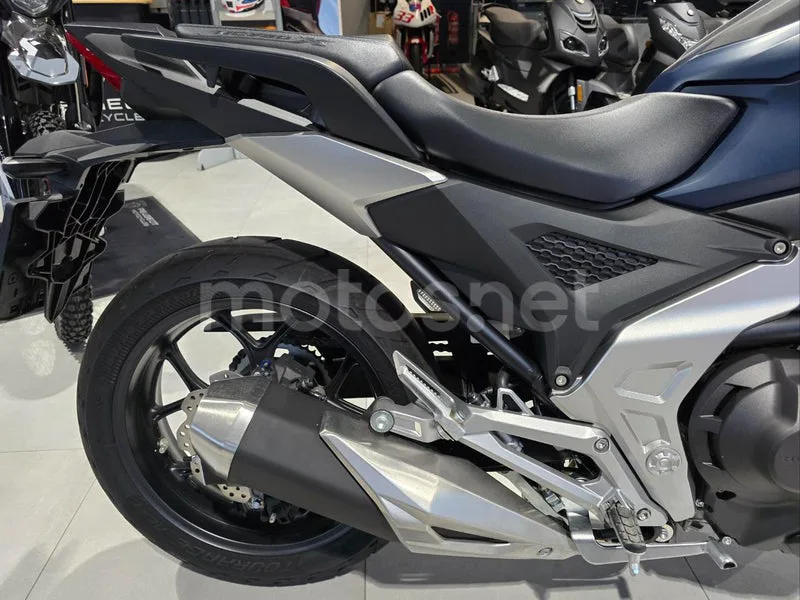 Honda NC750X - Vista 3