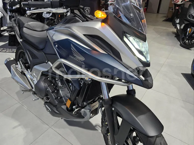 Honda NC750X - Vista 5