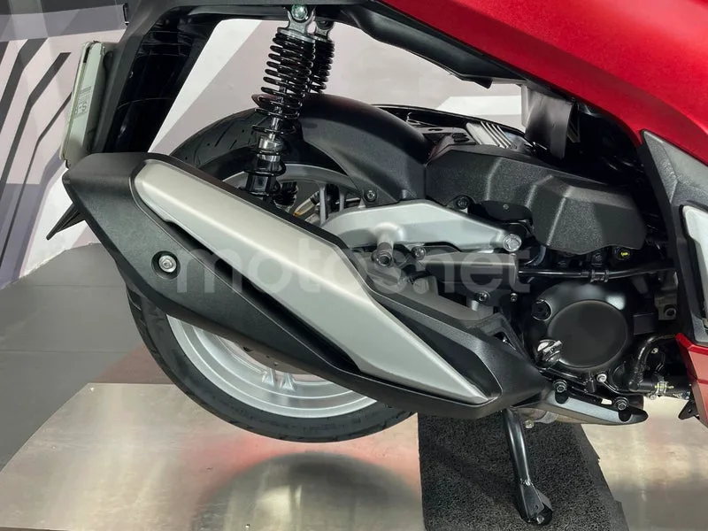 Honda SH350i - Vista 14