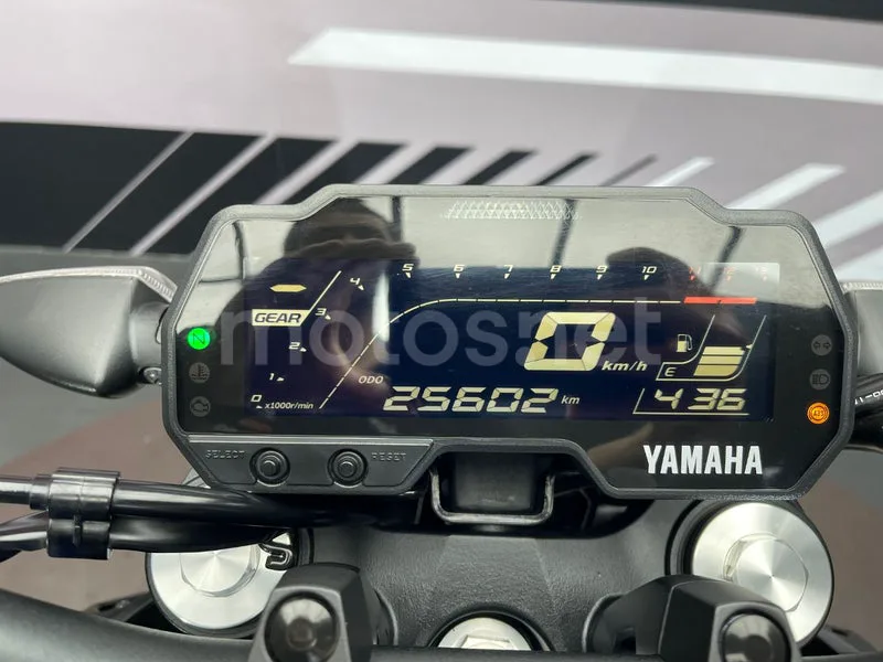 Yamaha MT-125 - Vista 6