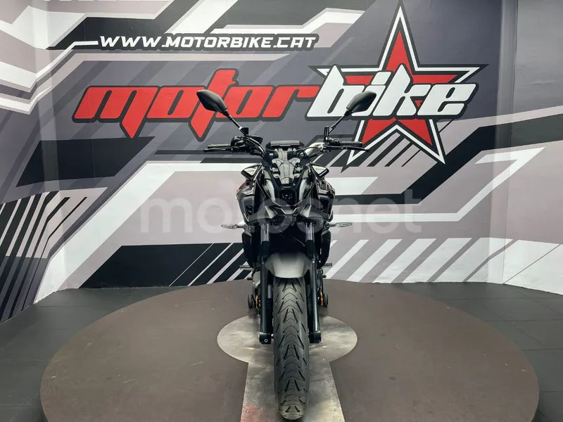 Yamaha MT-07 - Vista 3