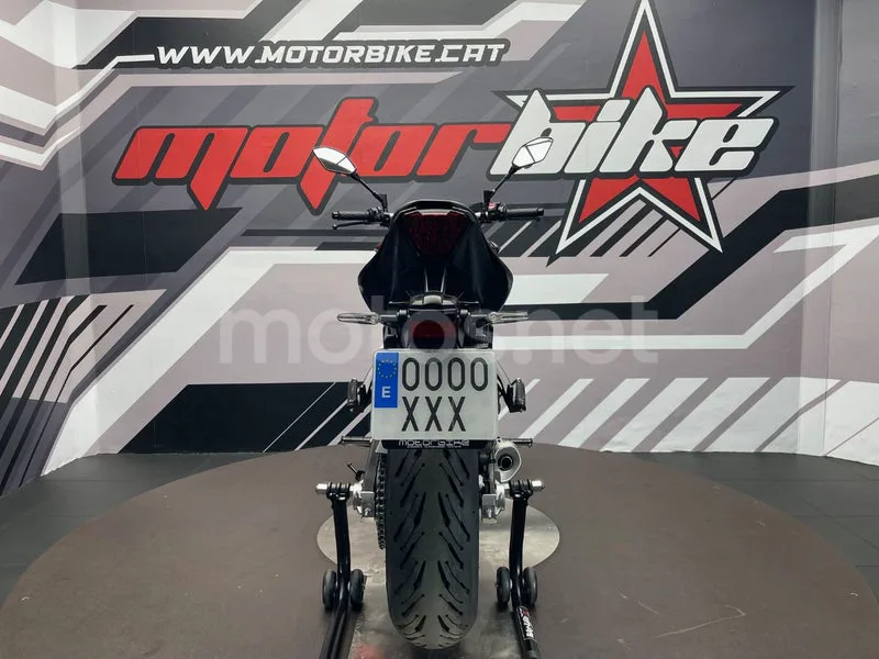 Yamaha MT-07 - Vista 4