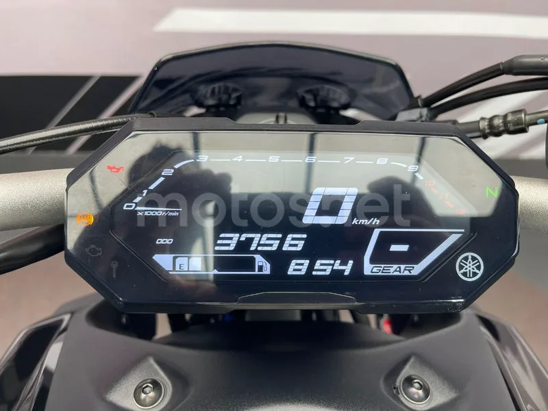 Yamaha MT-07 - Vista 6