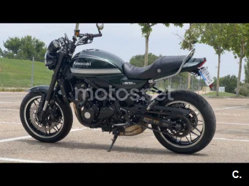 Kawasaki Z900RS - Vista 18
