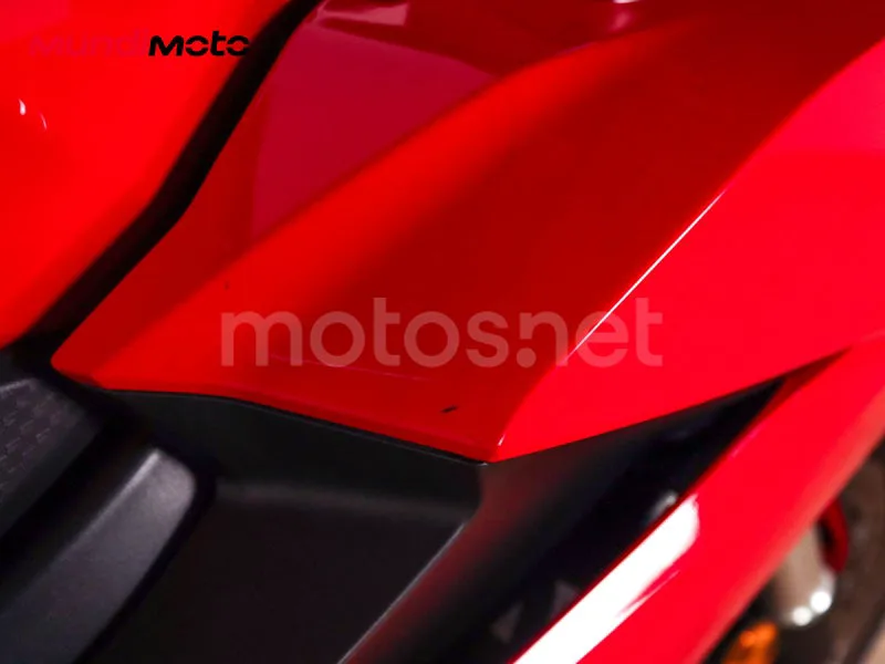 Honda VFR800F - Vista 22
