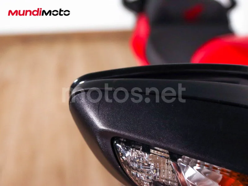 Honda VFR800F - Vista 36