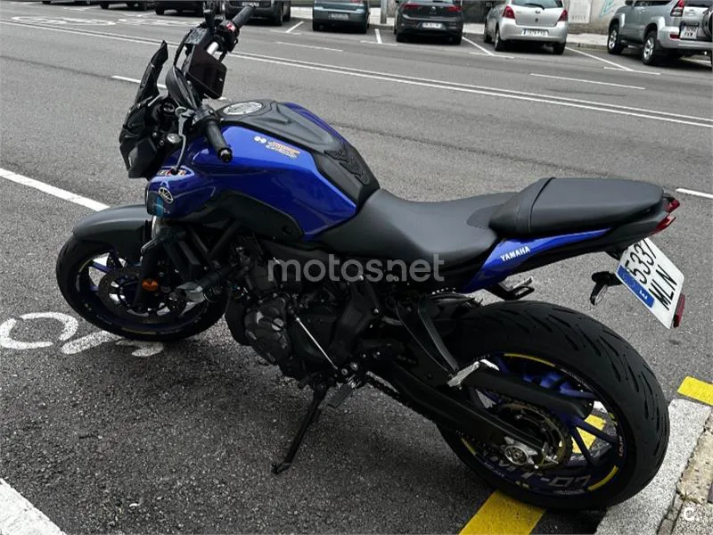 Yamaha MT-07 - Vista 4