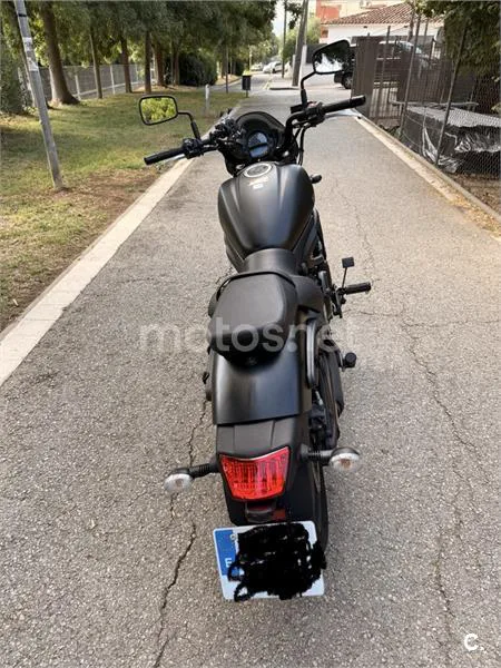 Kawasaki Vulcan S - Vista 8