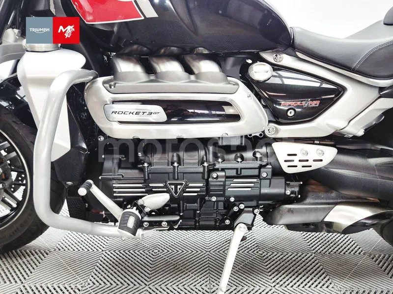 Triumph Rocket 3 - Vista 28