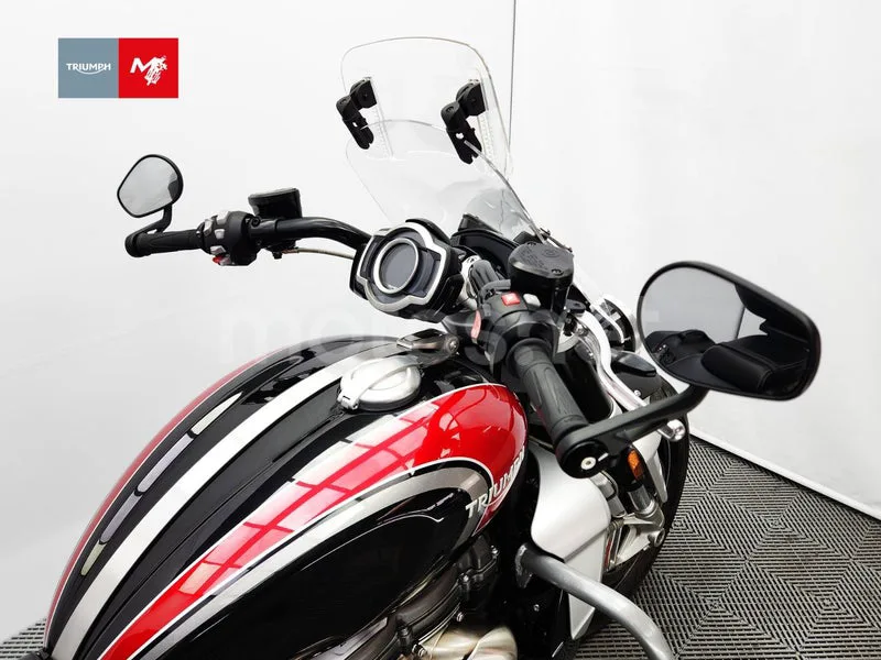 Triumph Rocket 3 - Vista 8