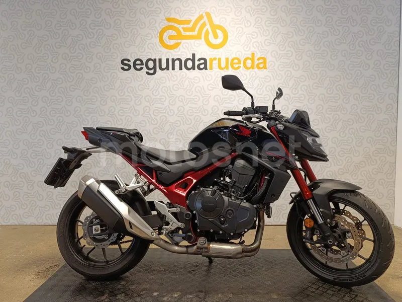 Honda CB750 Hornet 5299 € 2023 Illes Balears - 1