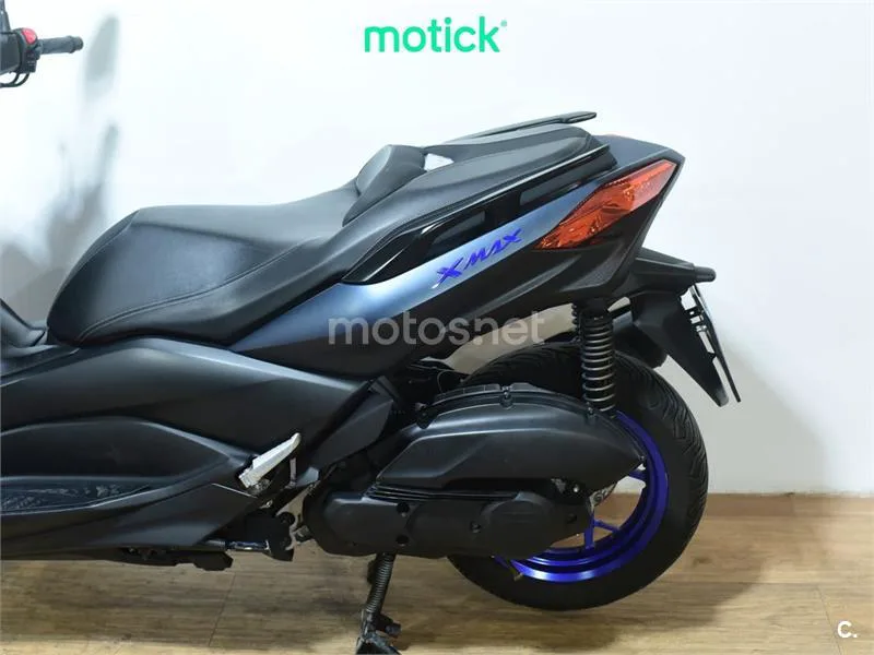 Yamaha XMAX 125 - Vista 9