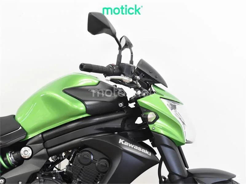 Kawasaki ER-6n - Vista 3