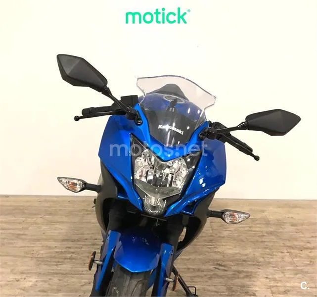Kawasaki Ninja 125 - Vista 9