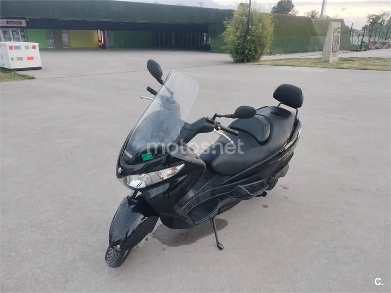 Suzuki Burgman 125 1600 € 2010 Pontevedra - 1
