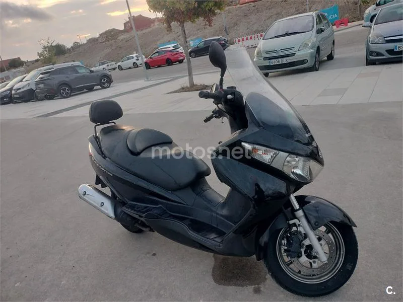 Suzuki Burgman 125 1600 € 2010 Pontevedra - 2