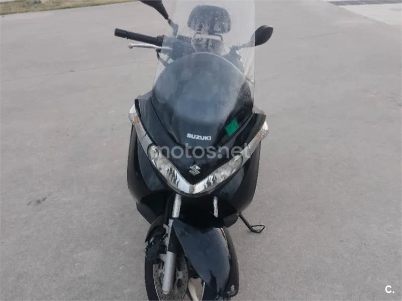 Suzuki Burgman 125 - Vista 5