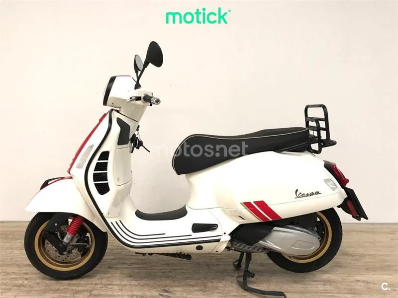 Vespa GTS 300 - Vista 6