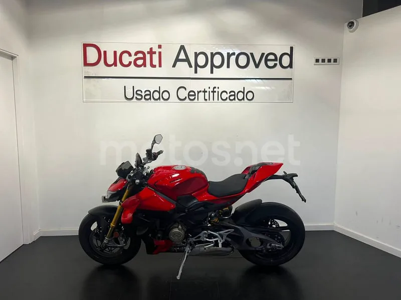 Ducati Streetfighter V4 23.490 € 2025 Girona - 2