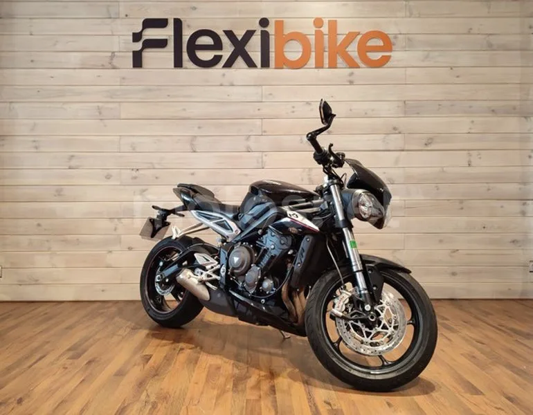 Triumph Street Triple 6690 € 2018 Madrid - 1