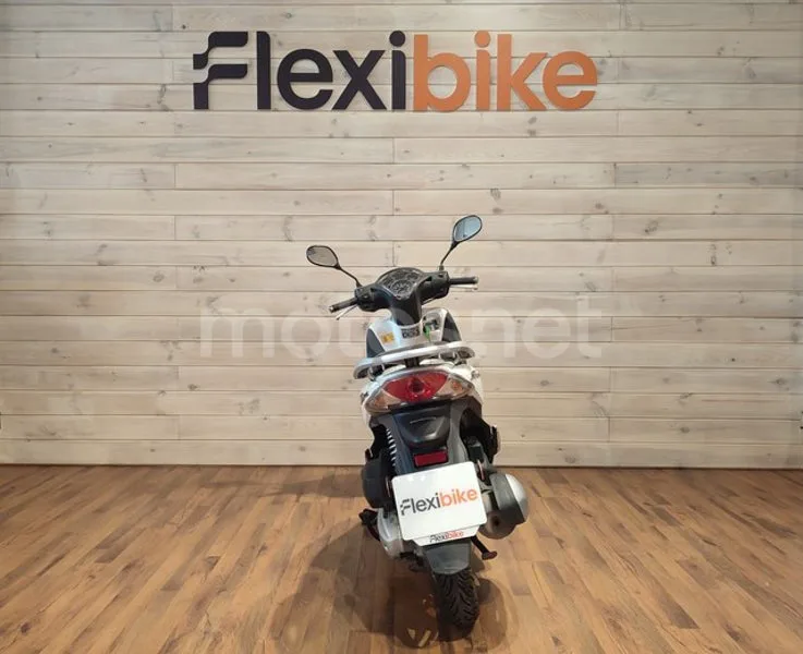 Honda SH125i - Vista 5
