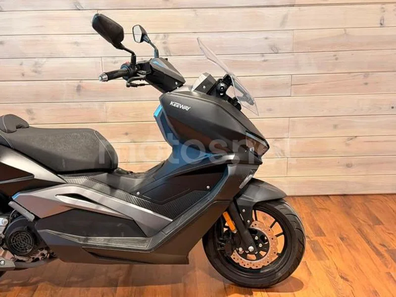 Keeway Vieste 125 - Vista 8