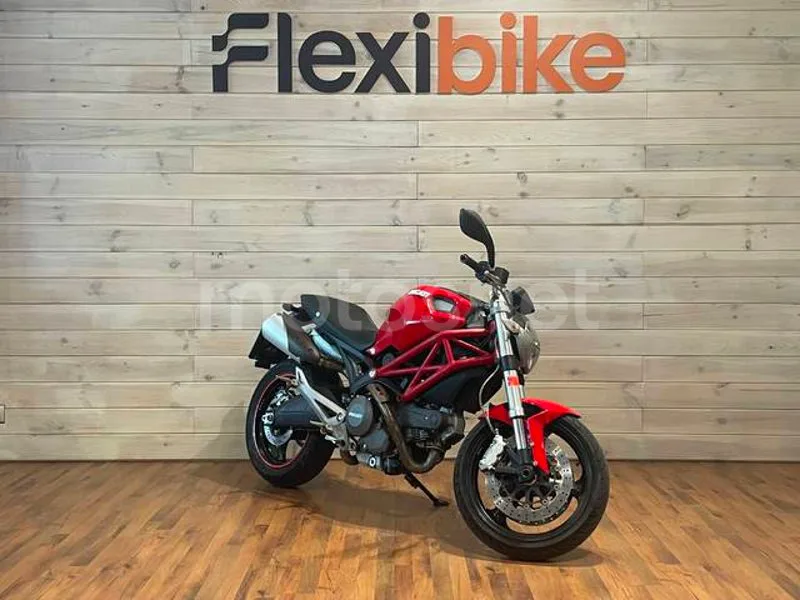 Ducati Monster 696 4190 € 2012 Madrid - 1