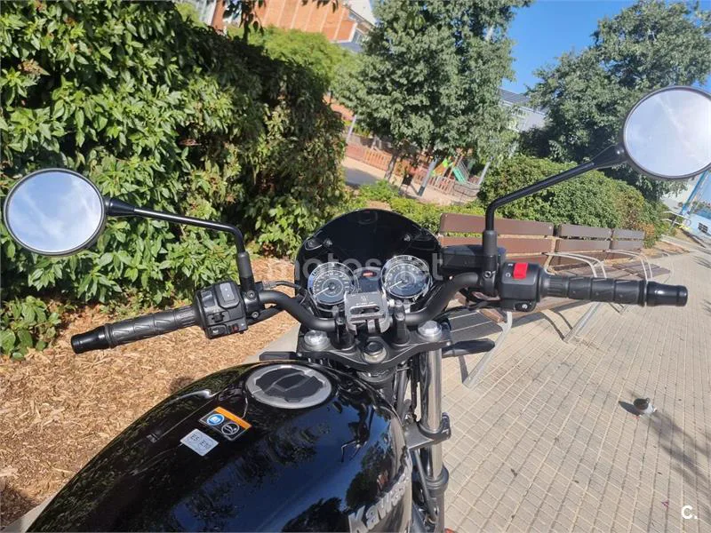 Kawasaki Z650 - Vista 3