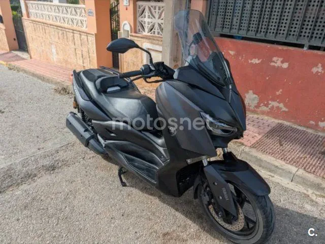 Yamaha XMAX 300 - Vista 5