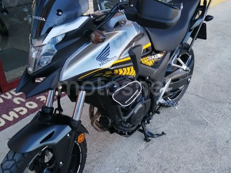 Honda CB500X - Vista 4