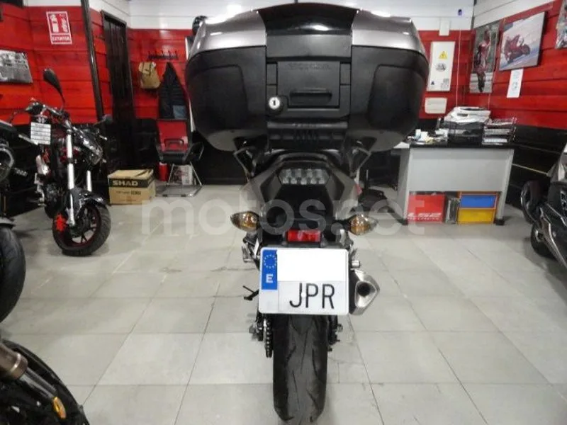 Honda Integra 750 S - Vista 8