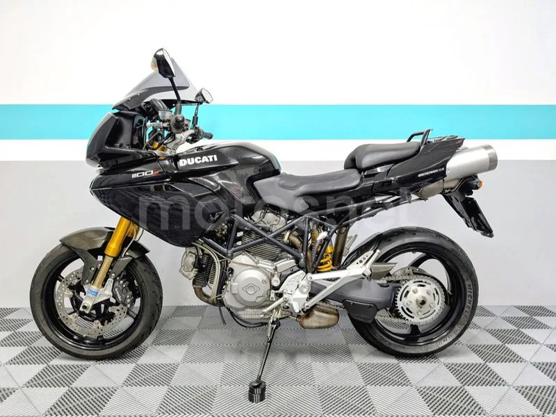 Ducati Multistrada 1100 S - Vista 5