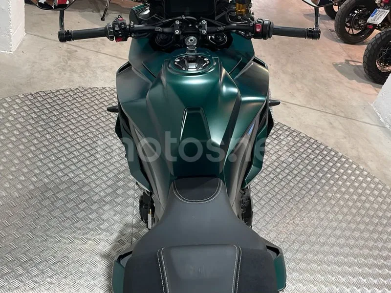 BMW M 1000 XR - Vista 15