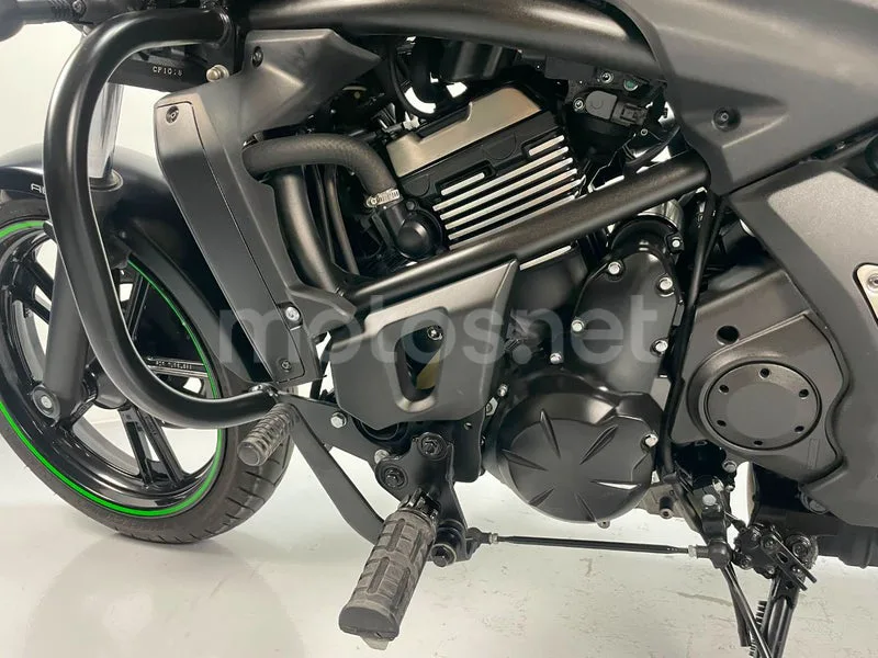 Kawasaki Vulcan S - Vista 11