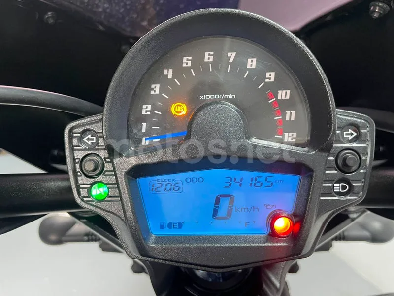 Kawasaki Vulcan S - Vista 13