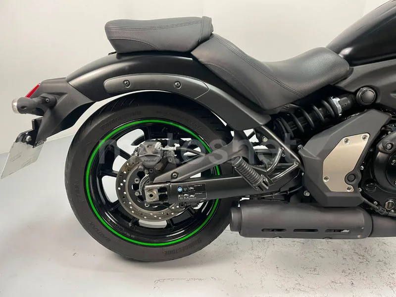Kawasaki Vulcan S - Vista 17