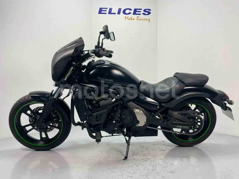 Kawasaki Vulcan S - Vista 3