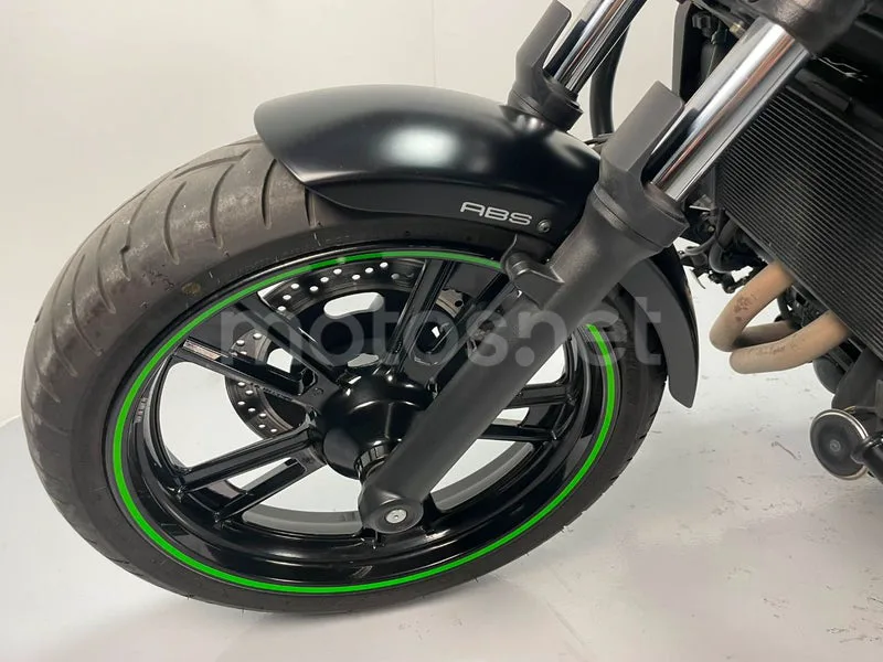 Kawasaki Vulcan S - Vista 8