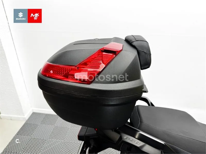 Suzuki V-Strom 650XT - Vista 15