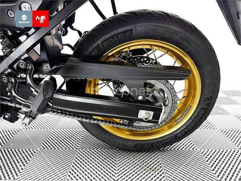 Suzuki V-Strom 650XT - Vista 26
