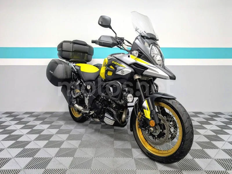 Suzuki V-Strom 1000XT - Vista 3