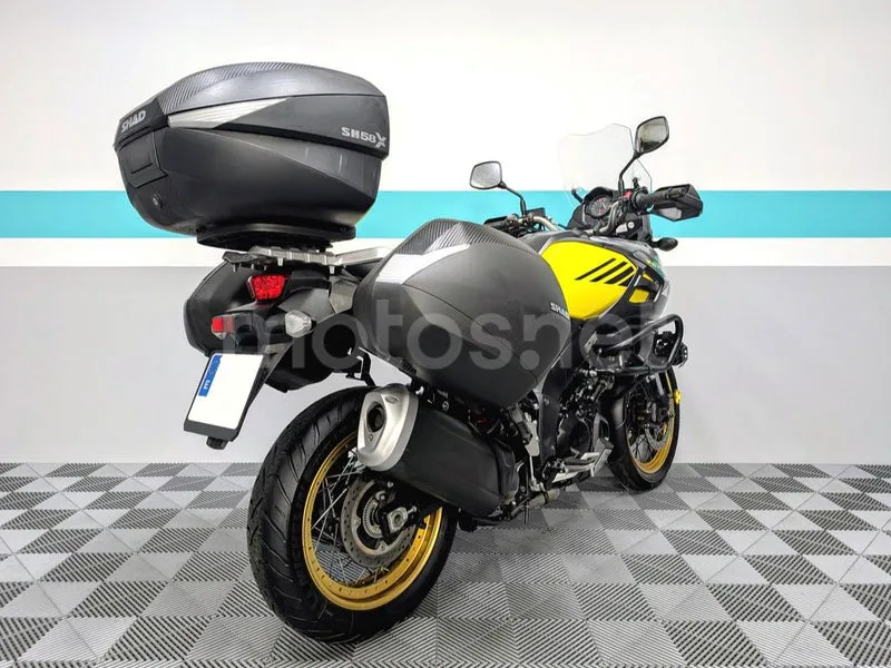 Suzuki V-Strom 1000XT - Vista 7