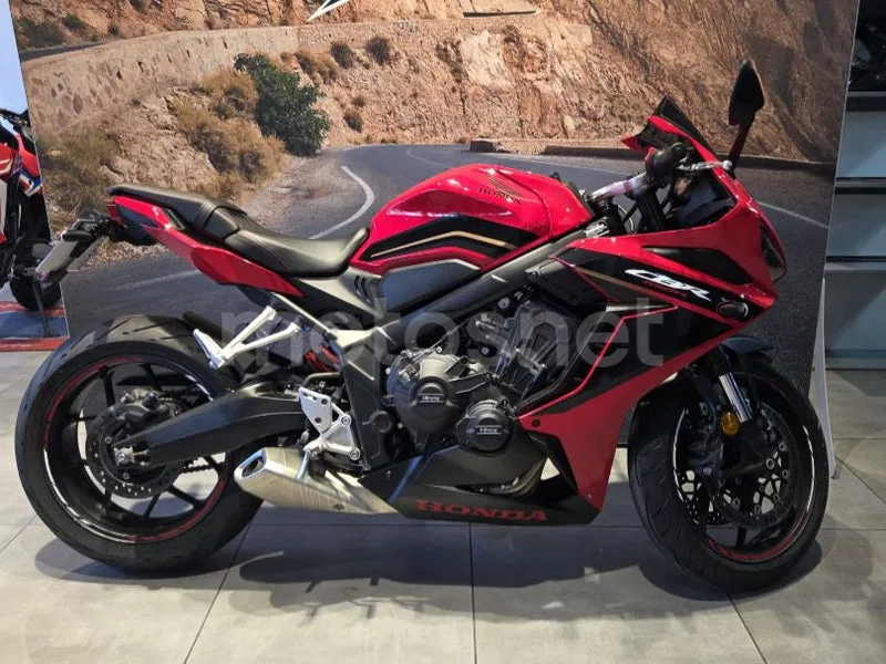 Honda CBR650R 8190 € 2023 Madrid - 1