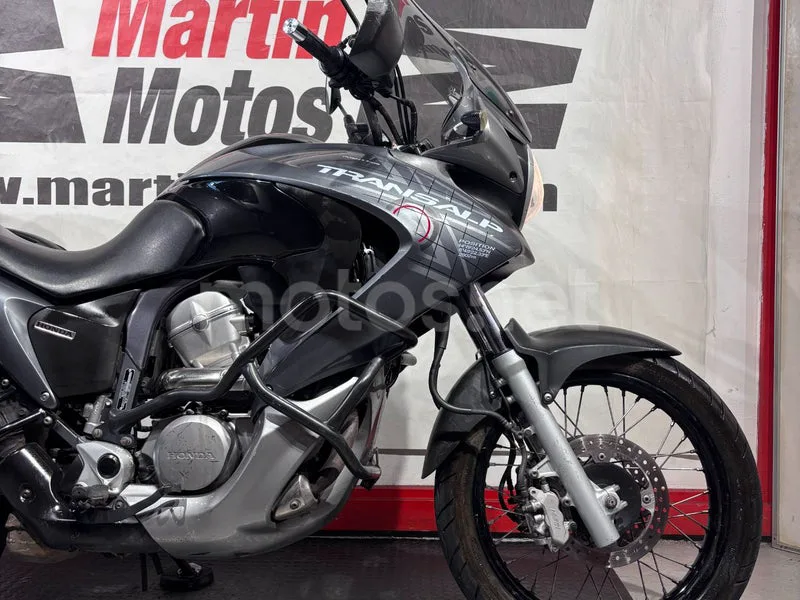Honda XL700V Transalp - Vista 10