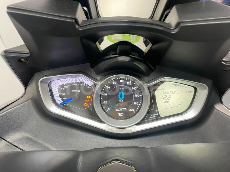 Kymco Xciting S 400 - Vista 16