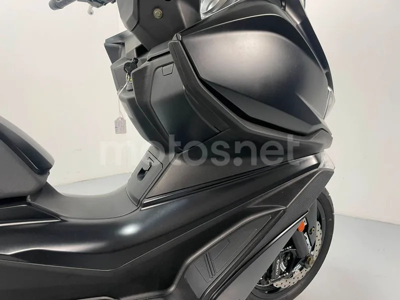 Kymco Xciting S 400 - Vista 10